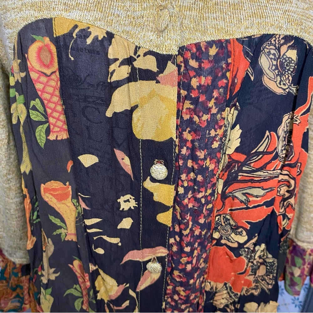 A024 Young Threads Floral Patchwork Tunic Blouse … - image 7